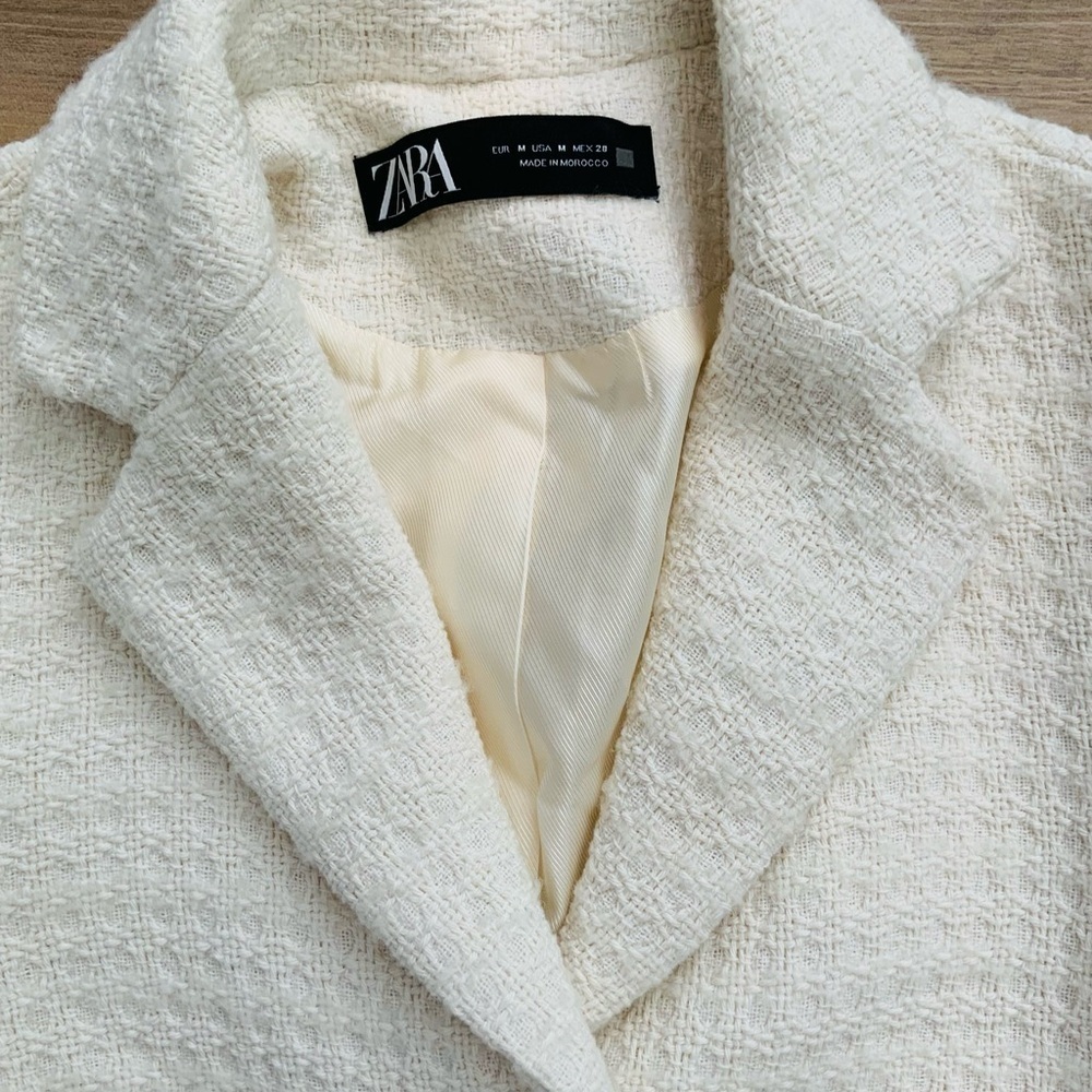 Zara Wool Blend Jewel/Gold Button Textured Blazer Ivory - Picture 9 of 12